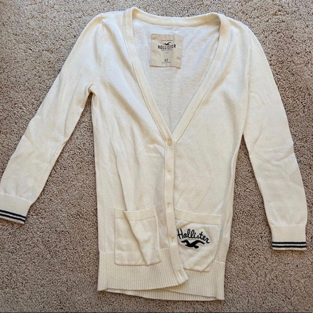 cream light weight sweater